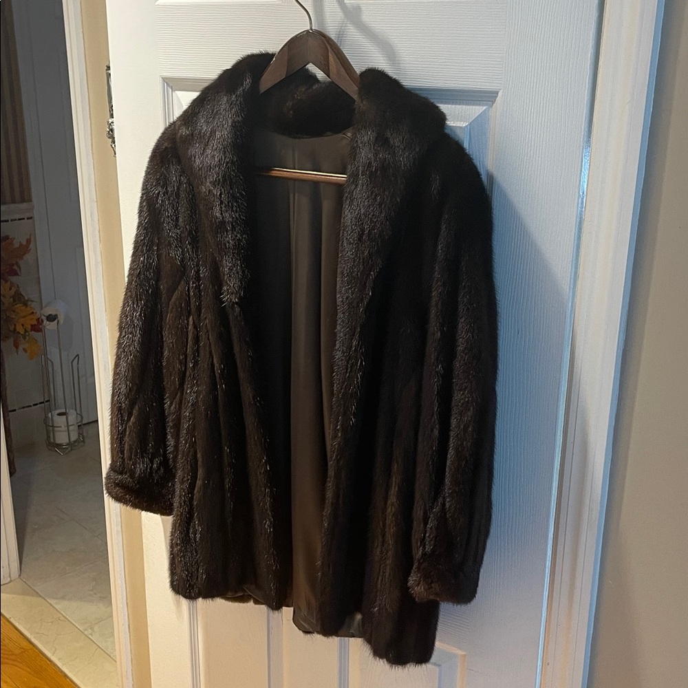 Luxurious Dark Mink Fur Coat